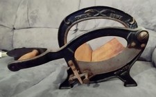 Antike Brotschneidemaschine, F. Wilh. Drux Modell Tip Top Nr. 1, Messing, 