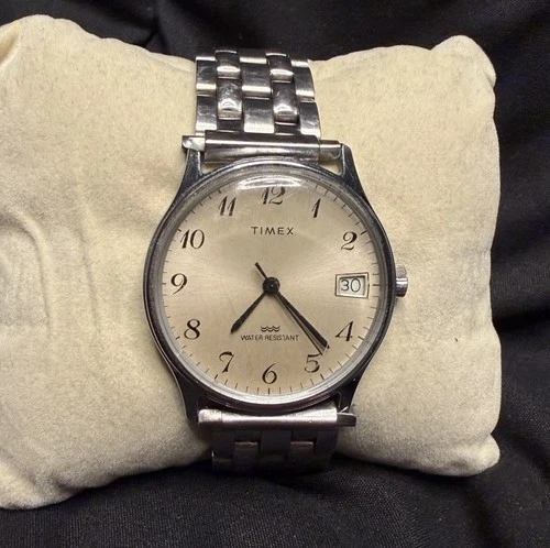 Vintage Timex AUTOMATIC SILVER Tone Water Resistant MEN'S WATCH WORKING