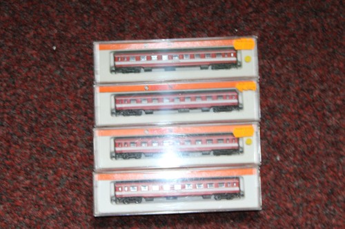 Large Collection Clearance Locomotives and Wagons Arnold Wagons Original Packaging (335) 4 Pieces Track N