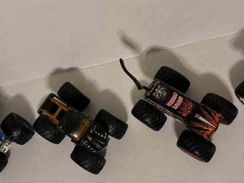 HOT WHEELS MONSTER JAM SET TRUCK CAR, MONSTER TRUCK (AS PICTURE) I-039 - Picture 9 of 20