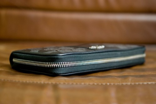 COACH Women's Long Zip-Around Wallet In Signature Canvas (Graphite - Black) - Picture 8 of 11