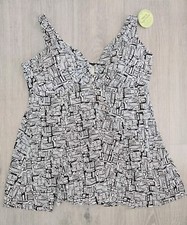 It Figures Slender Thighs Black White One Piece Swimsuit Wireless Dress 24W