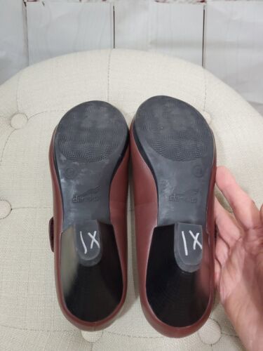Dansko 2502810200 Betty Maryjane décolleté in pelle tacco EU 37 US 6,5-7 SPEDIZIONE VELOCE - Foto 3 di 22