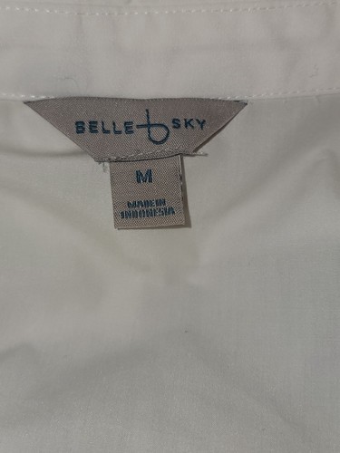 Belle Sky Women's Size M White High Slit Button Down Shirt - Picture 9 of 11