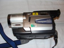 Sony CCD-TRV98 HI8 Camcorder.
