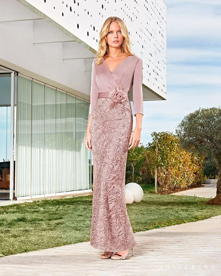 Abito elegante lungo rosa deals cipria