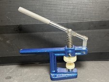 Watch Case Back Press Tool w/ Nylon Die Watch Crystal Closer Repair Kit