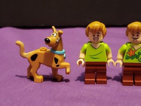 LEGO Scooby Doo Minifigure Lot Fred Shaggy Scooby Variant Retired Good Condition
