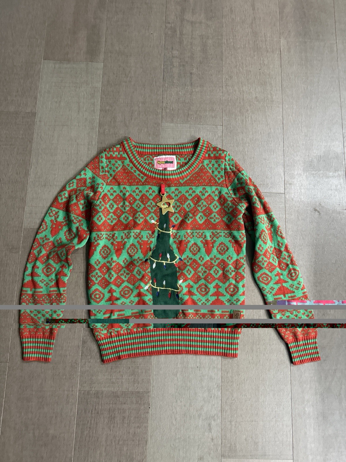 TIPSY ELVES Bottle Opener Ugly Christmas Sweater Men’s M Red Green Holiday