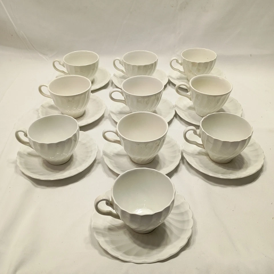 Juego de 10 tazas y platillos de café de té de porcelana Johnson Bros Snow White Regency Foto 4 de 4