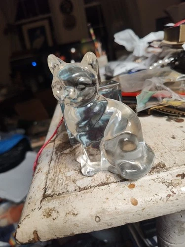 Vintage Fenton Glass Sitting Cat Clear Crystal Figurine
