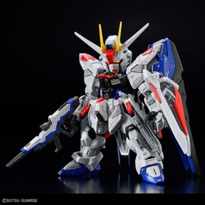 MGSD フリーダムガンダム ZGFM-X10A Bandai MGSD ZGMF-X10A Freedom Gundam Seed Z.A.F.T. Mobile