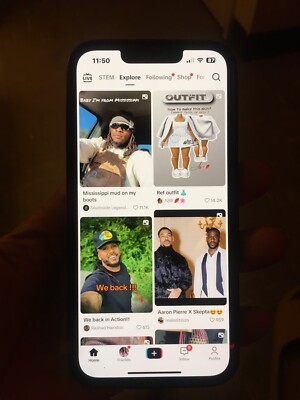 Apple iPhone 13 - 128 GB - Green (Spectrum) with TikTok
