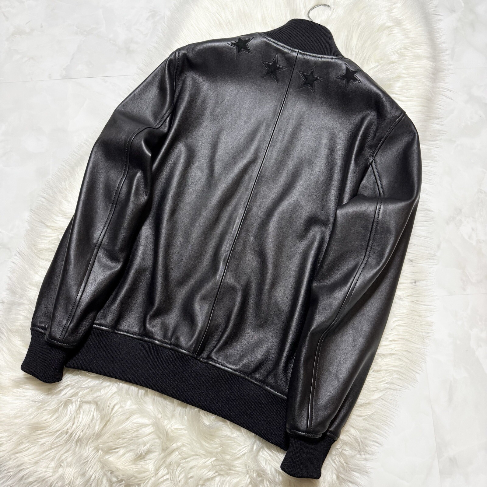 Authentic Great condition Givenchy round star lea… - image 8