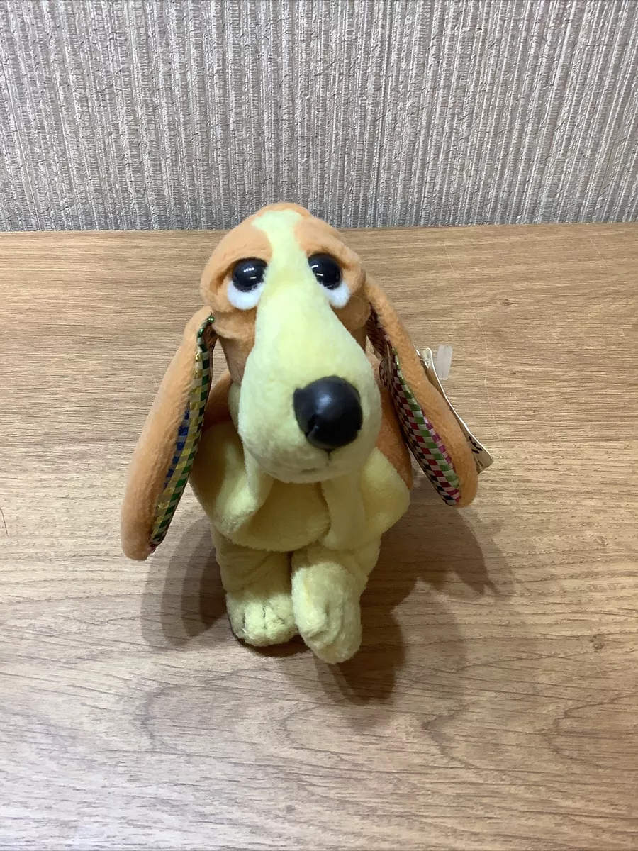Basset hound shop logo shoes