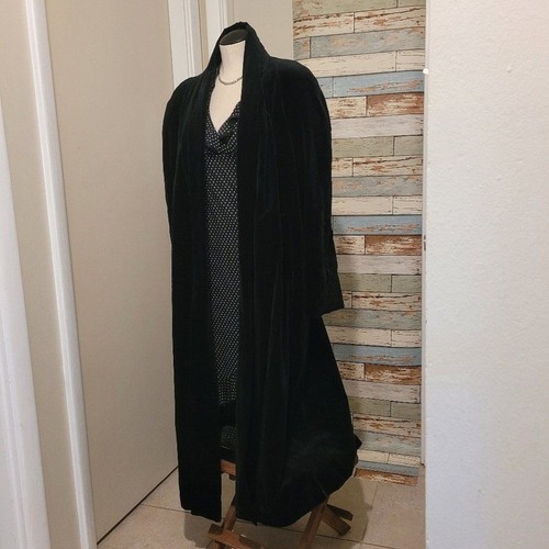 Long Black Velvet Swing Coat JS Collections of Canada. SZ Medium - Picture 3 of 10