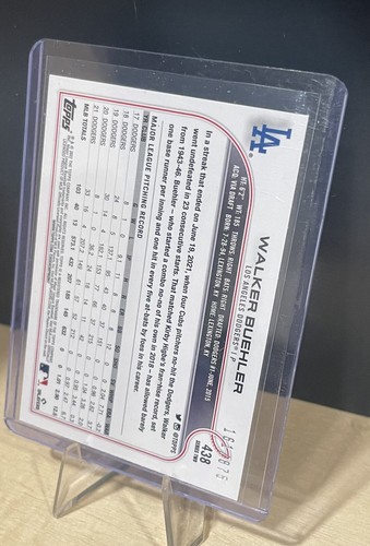 2022 Topps Series 2 - Foilboard #438 Walker Buehler /875 - Picture 4 of 4