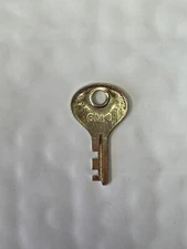 Vintage Excelsior #6M1 Key-Luggage Steamer Trunk, Suitcase, Briefcase...NEW