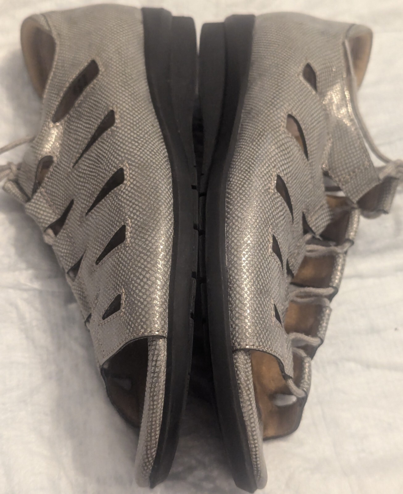 Array Beverly Silver Leather Snakeprint Peep Toe … - image 9