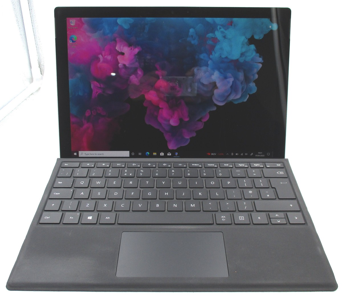 Microsoft Surface Pro 5th Gen Intel i5 8GB 256SSD Laptop Tablet  Win 10