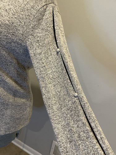 Liberty Love Elegant Peek-a Boo Arm Pearl Embellished Sweater - XL - Picture 3 of 7