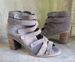 vince camuto gray heels