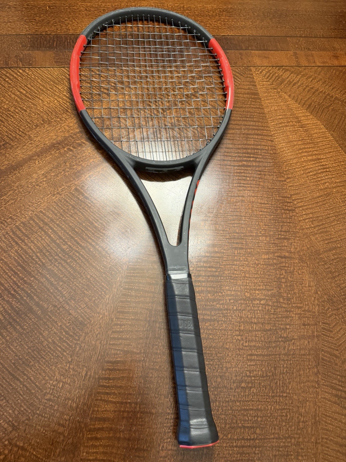 Wilson Pro Staff  97S V11 Tennis Raquet, Size 3 - 4 3/8" Gri