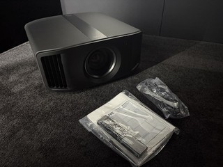 JVC DLA NP5 4K Heimkino Beamer