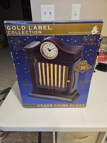 Mr Christmas Grand Chime Musical Mantel Clock Gold Label New In Box 15 Carols - Picture 1 of 3