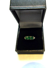 Ring  Size M  - Sterling Silver Emerald & Diamond    (T5EV)