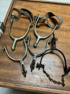 5 Spurs. 2 Pair And A Single