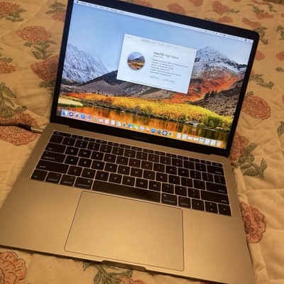 Apple MacBook Pro 13'' 2017 i5 2.3GHz 8GB Gray High Sierra Backlit TB3