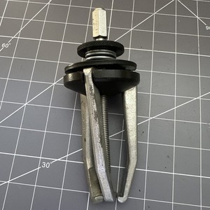 Snap-on Tools CG243 CG240 Small 3 Jaw Pressure Screw Gear Puller USA Light Use