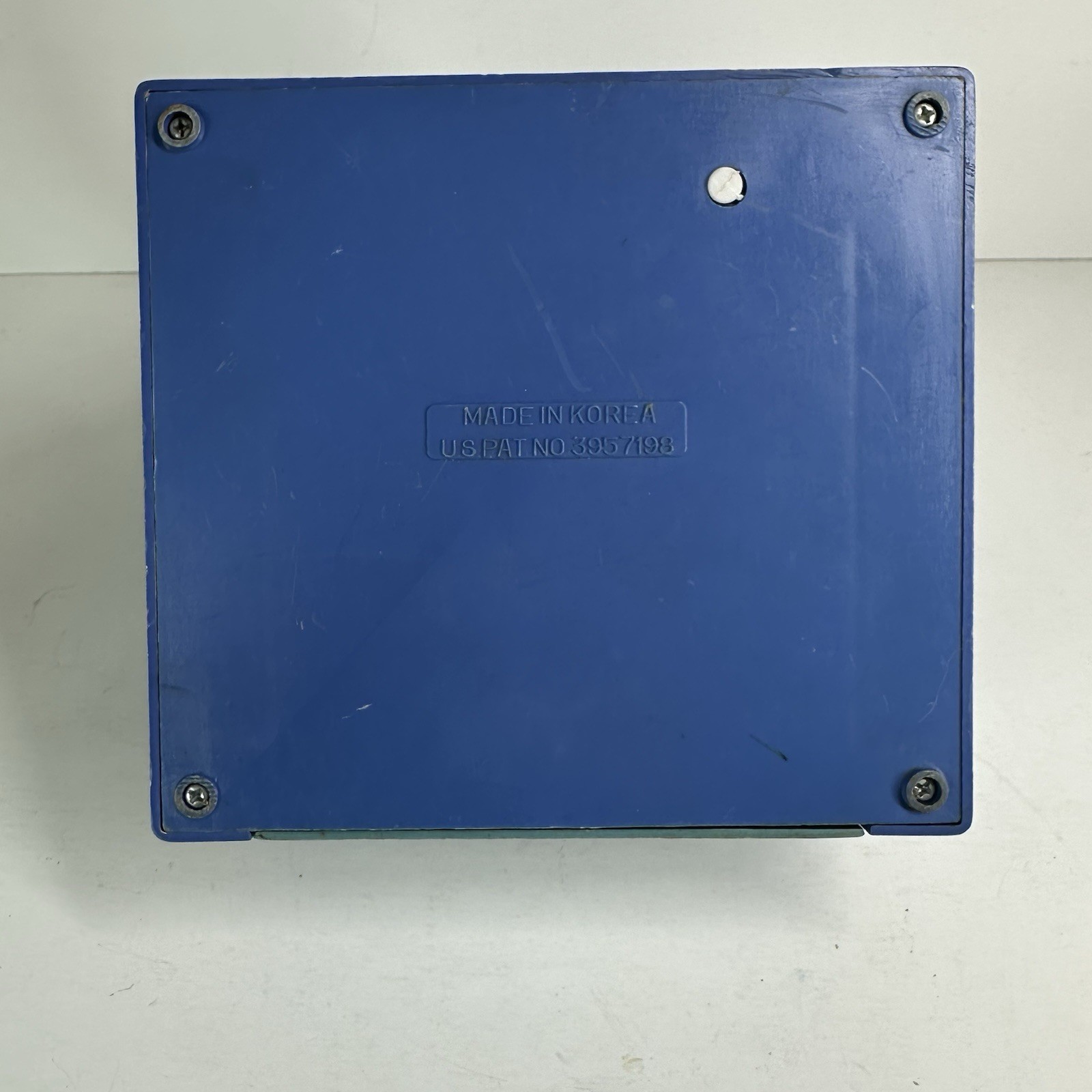 как выглядит Vintage 1950s Tom Thumb Toy Cash Register Blue Metal Cash Drawer Metal Cash Box фото