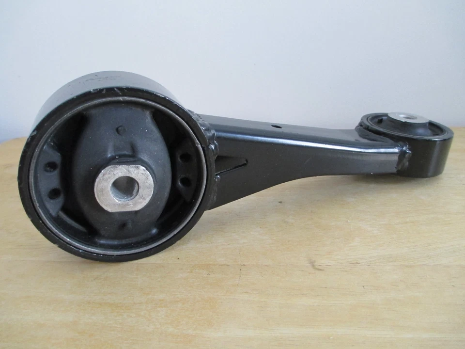 MOTOR LADO DERECHO PAR PUNTAL MONTAJE -- SE ADAPTA A: 2011-2014 TOYOTA SIENNA (3,5 L, V6) Foto 4 de 4