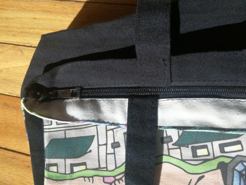 Hamilton Jewelers Zip Tote Bag Nassau, Witherspoon St., Worth Ave Artistic Print - Picture 7 of 8