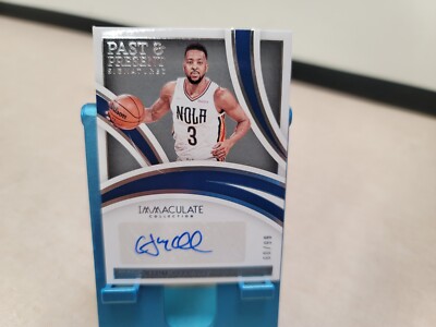 2021-22 PANINI IMMACULATE PAST & PRESENT AUTOGRAPH CJ MCCOLLUM /99 C1886