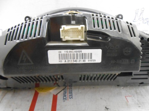 06 mercedes e350 instrument cluster 2115402148 ic# 51020 PD0380 - Picture 2 of 3