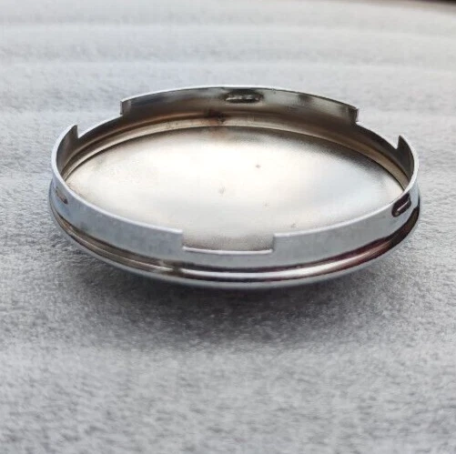 1x Tapacubo cromo metálico LADA NIVA 2121 21213 21214 RUEDA Tapacubos metal cromo Foto 4 de 4