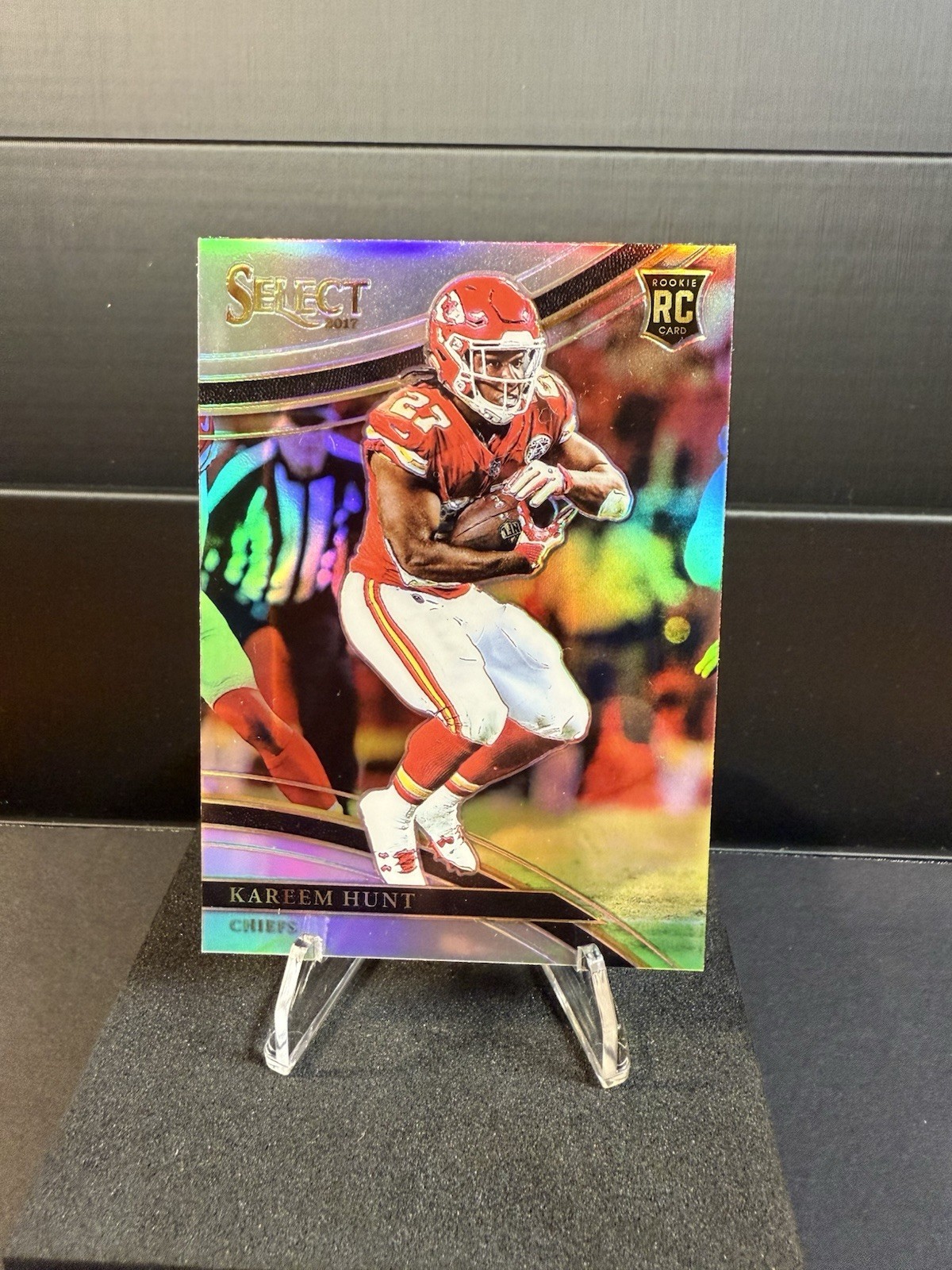 2017 Panini Select - Field Level Kareem Hunt #238 Silver Prizm (RC)
