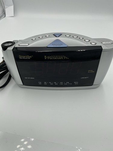 Emerson Alarm Clock Research SmartSet Time Projector Digital AM FM ...