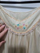 VTG Womens Nightgown Floral Pullover Cottagecore Grannycore Embroidered Large