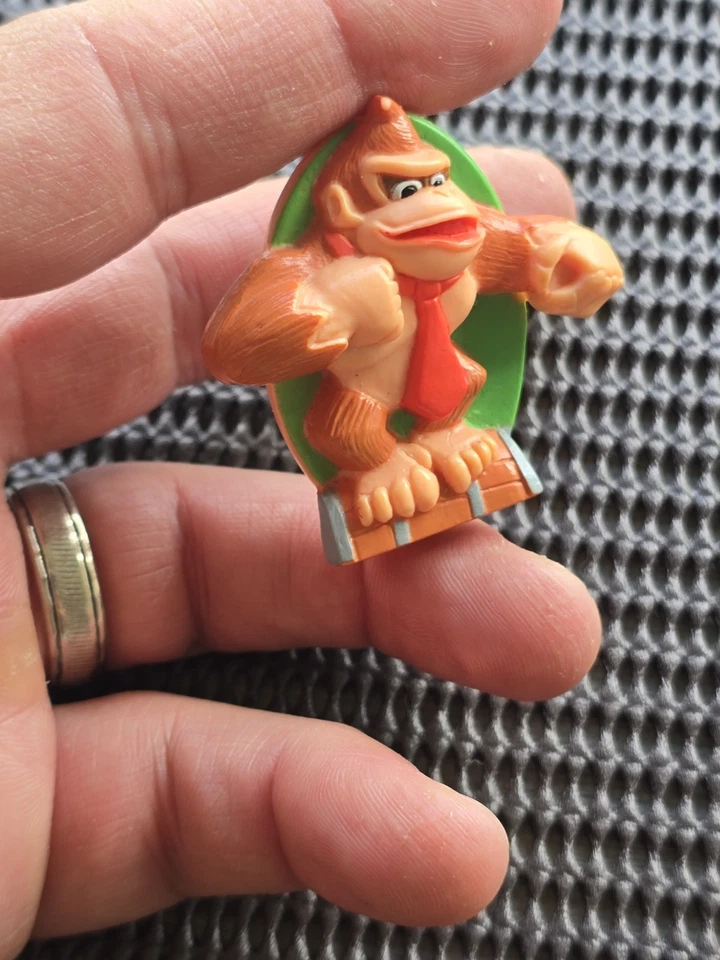 De colección Nintendo Donkey Kong Country Personaje Imán Nevera LOTE 4 Raro SNES GB Foto 4 de 4