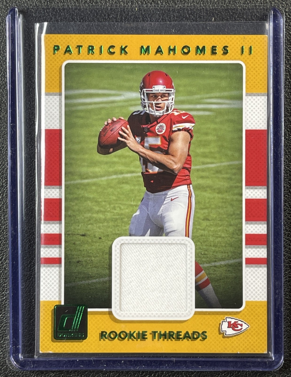 PATRICK MAHOMES II 2017 PANINI DONRUSS #7 ROOKIE THREADS JERSEY GREEN RC CHIEFS