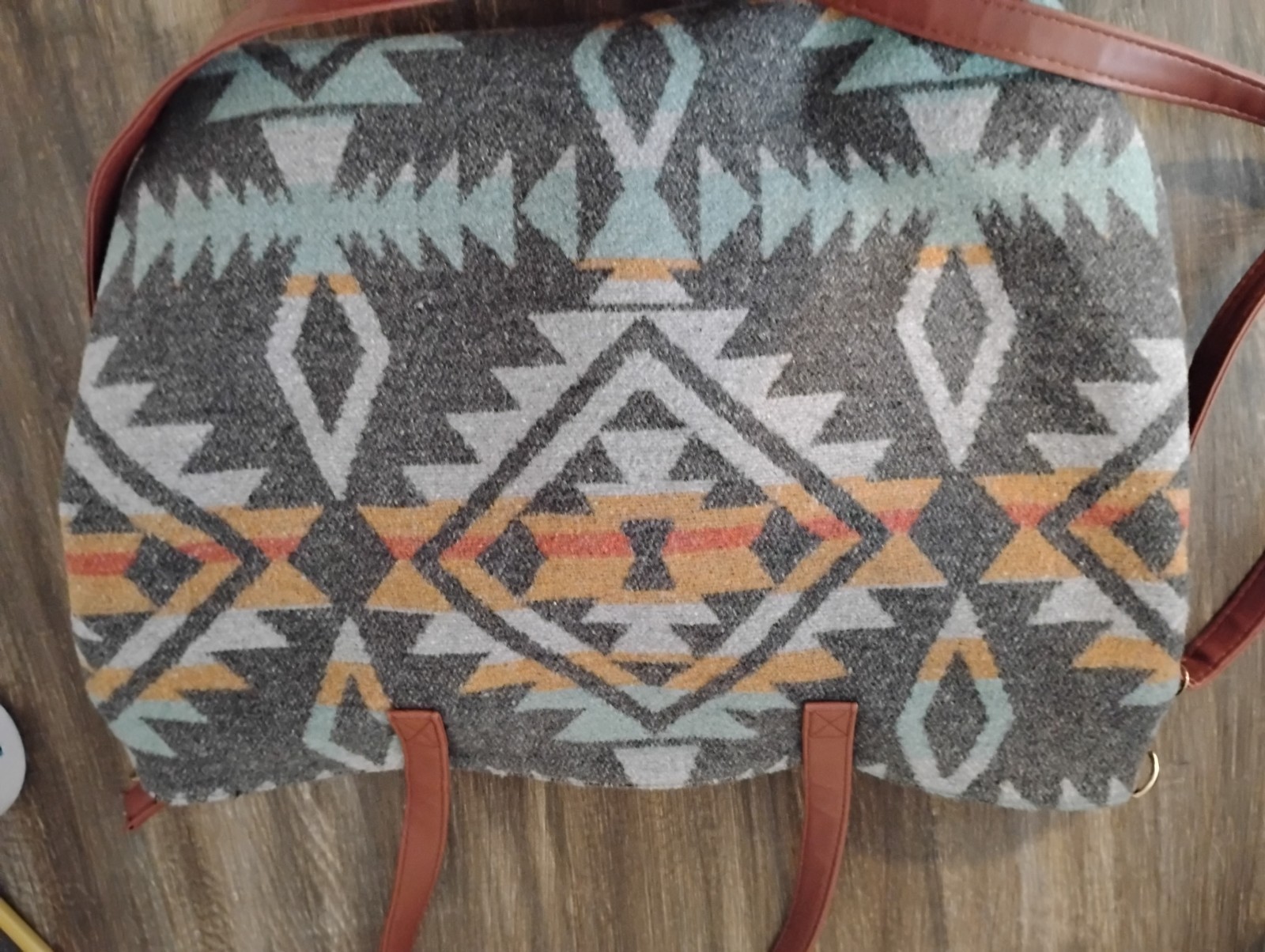 NOT PENDLETON DIFFERENT DESIGNS ON EACH SIDE NATI… - image 6