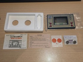 Nintendo Game & Watch EGG (EG-26).- Extremely Rare. Immaculate Condition.