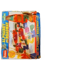 Playskool Sesame Street Alphabet Roadway Letters Track Set..Working Bus!
