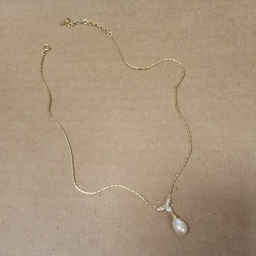 Christian Dior Gold Tone Pearl Necklace 