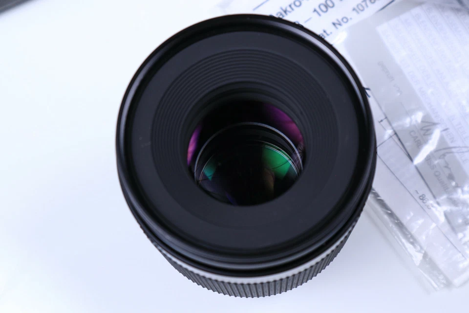 Contax Zeiss Planar 100 mm F/2.8 Lens LN in box with Manual and others  - Image 4 of 4