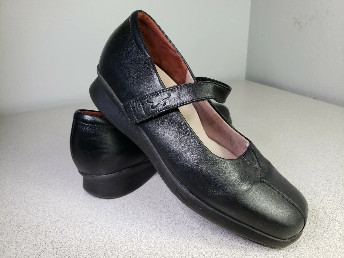 Kumfs women's best sale shoes